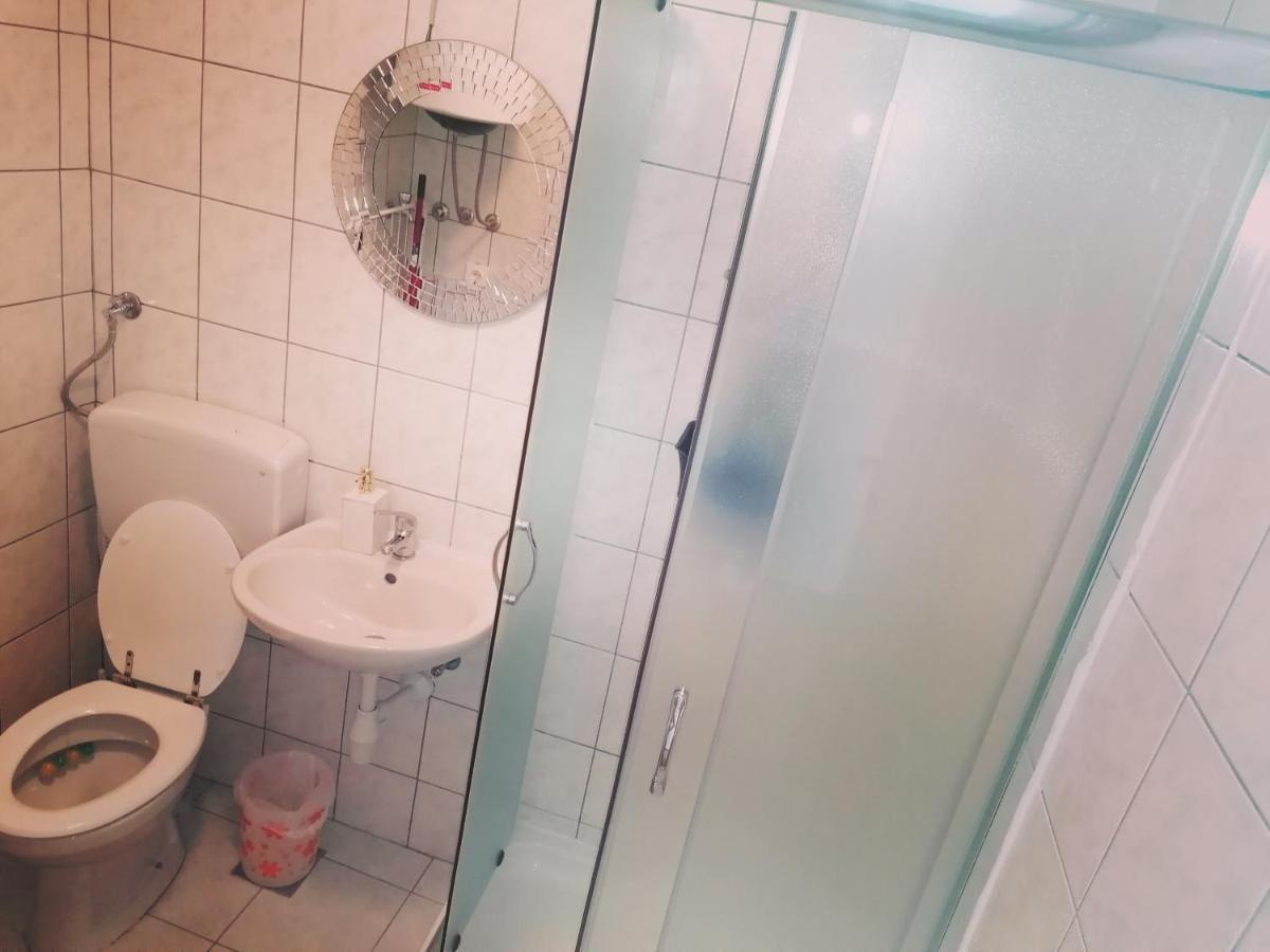 Stone House Apartment Slatine Ngoại thất bức ảnh